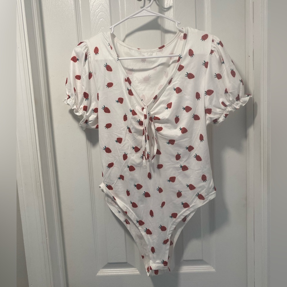 Plus Strawberry Print Drawstring Front Bodysuit - never worn- size 0XL